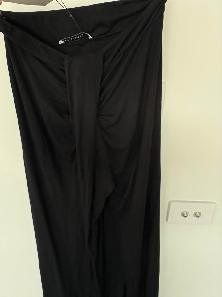 Effie Kats Skirt - size small BNWT
