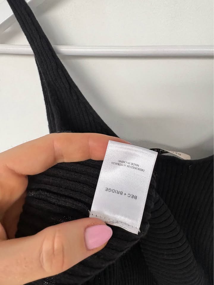 Bec + Bridge Tank - size 6