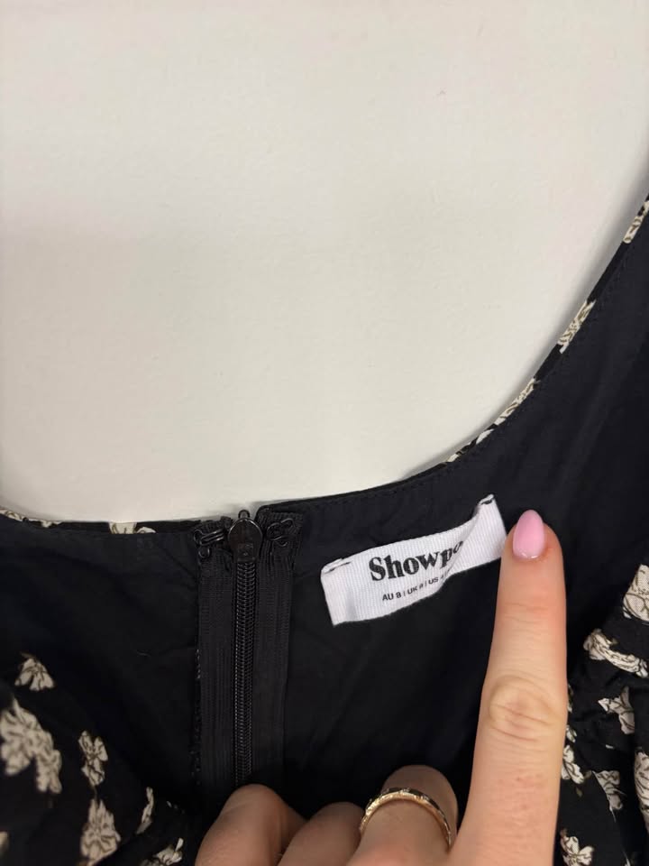 Showpo Dress - size 8