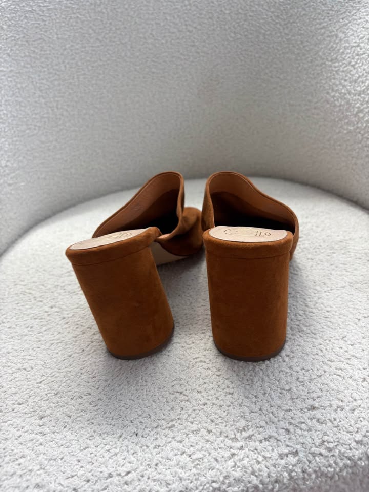 Kurt Geiger Heel - size 40