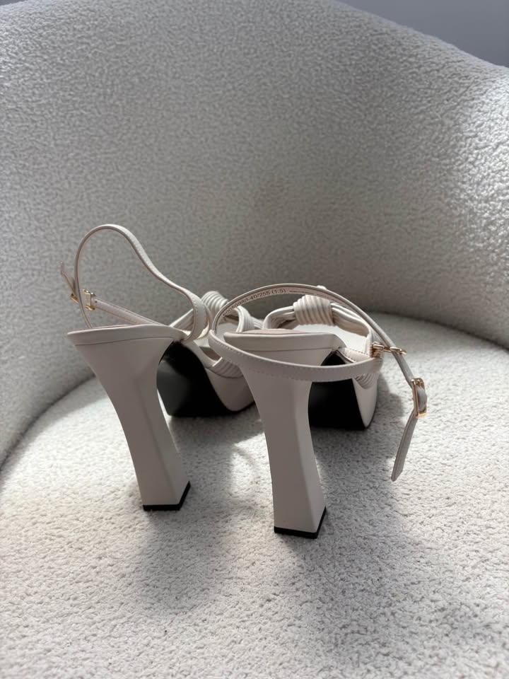 Charles & Keith Heels - size 40