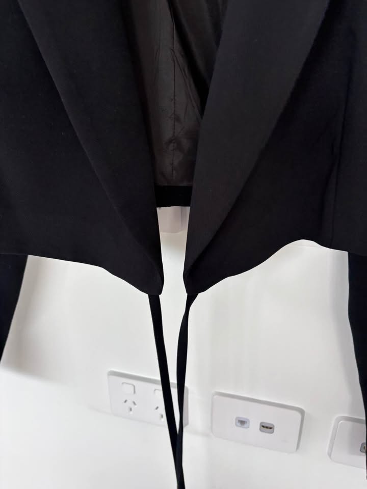 Kookai Cropped Blazer Top - size 36