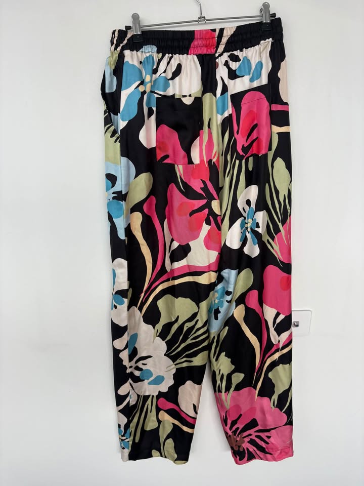 Silk Laundry Pants - size medium