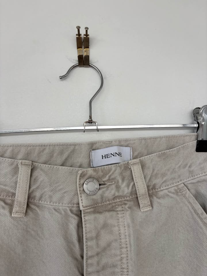 HENNE Jeans - size 24