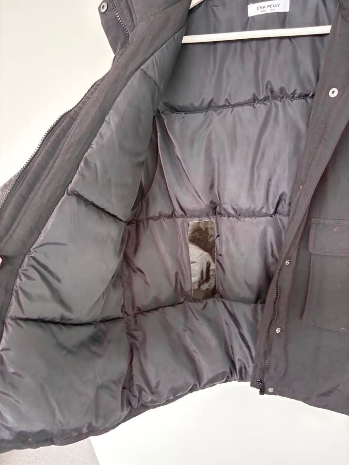 Ena Pelly Vest - size 8