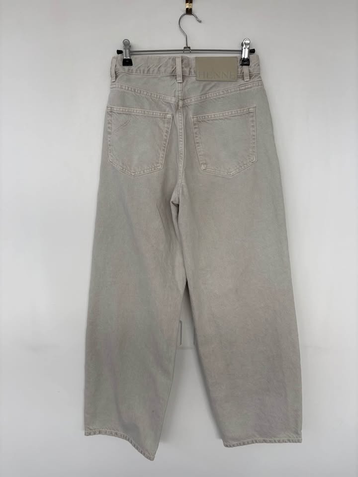 HENNE Jeans - size 24