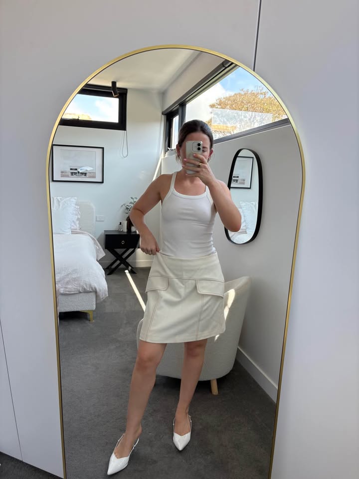Sheike Mini Skirt - size 12