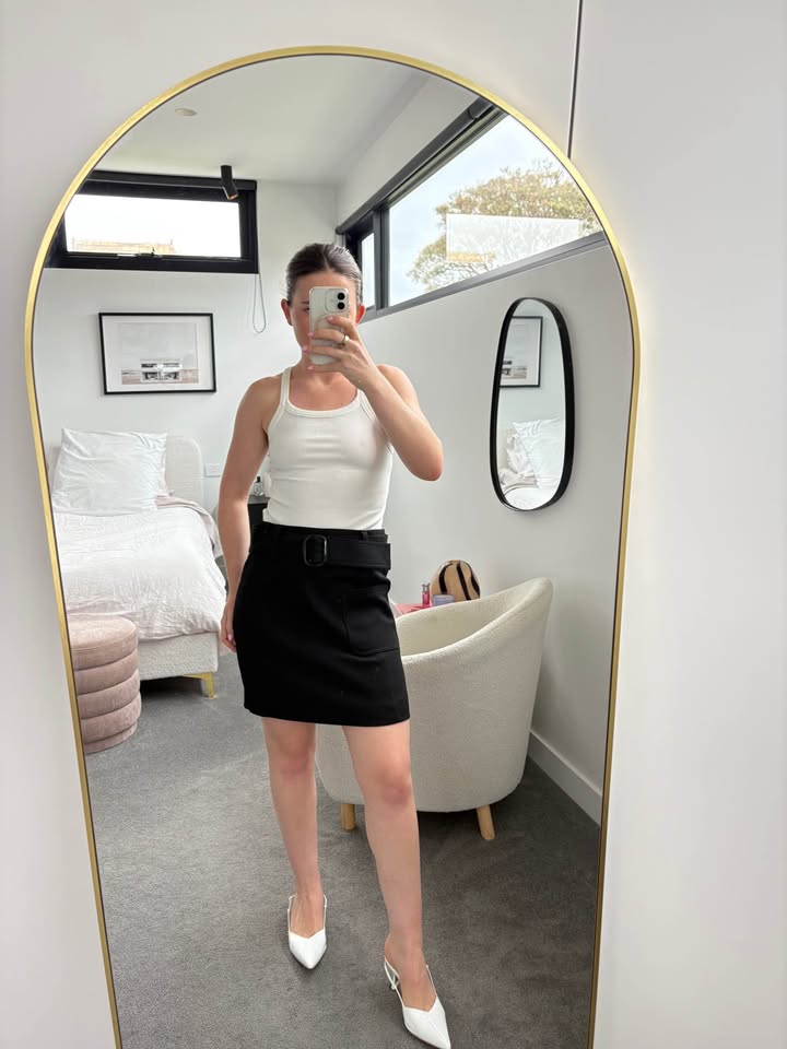 Sezane Skirt - size 10