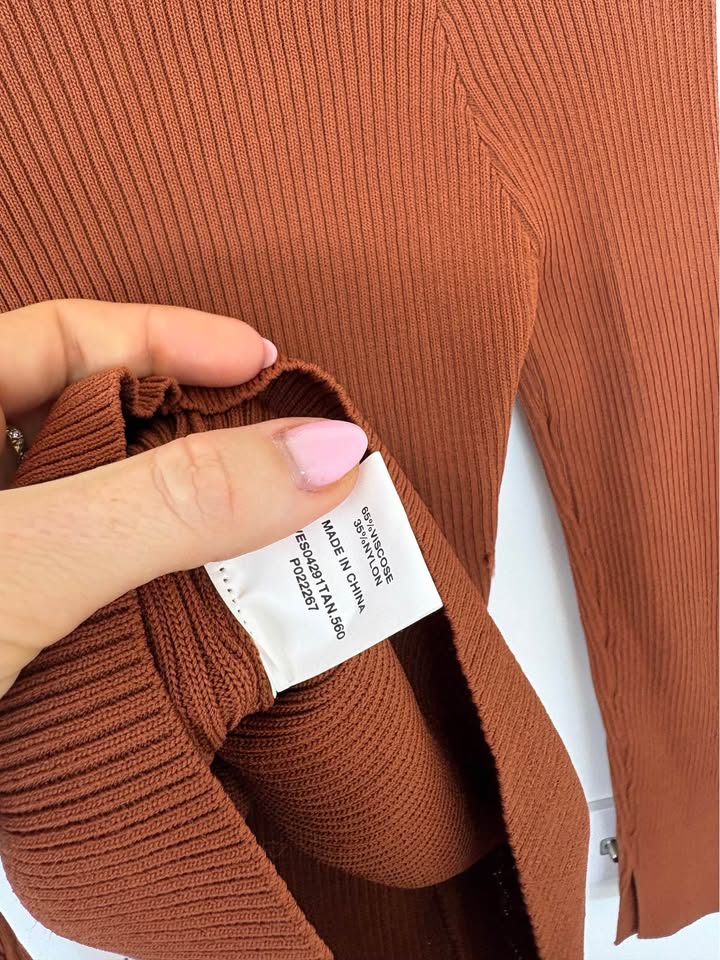 Dissh Top - size small