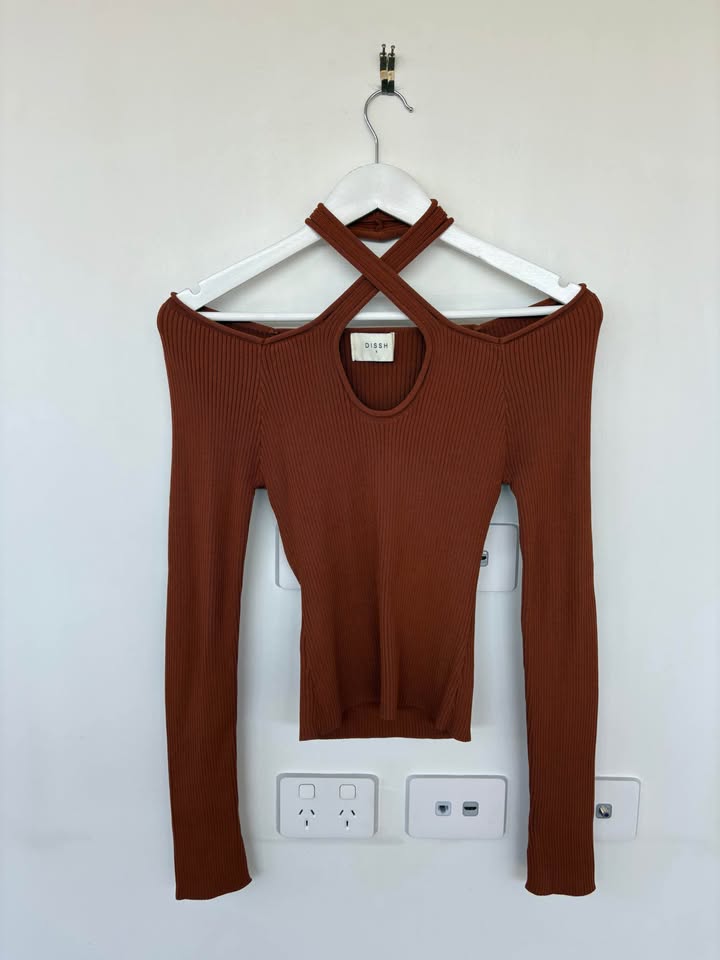 Dissh Top - size small