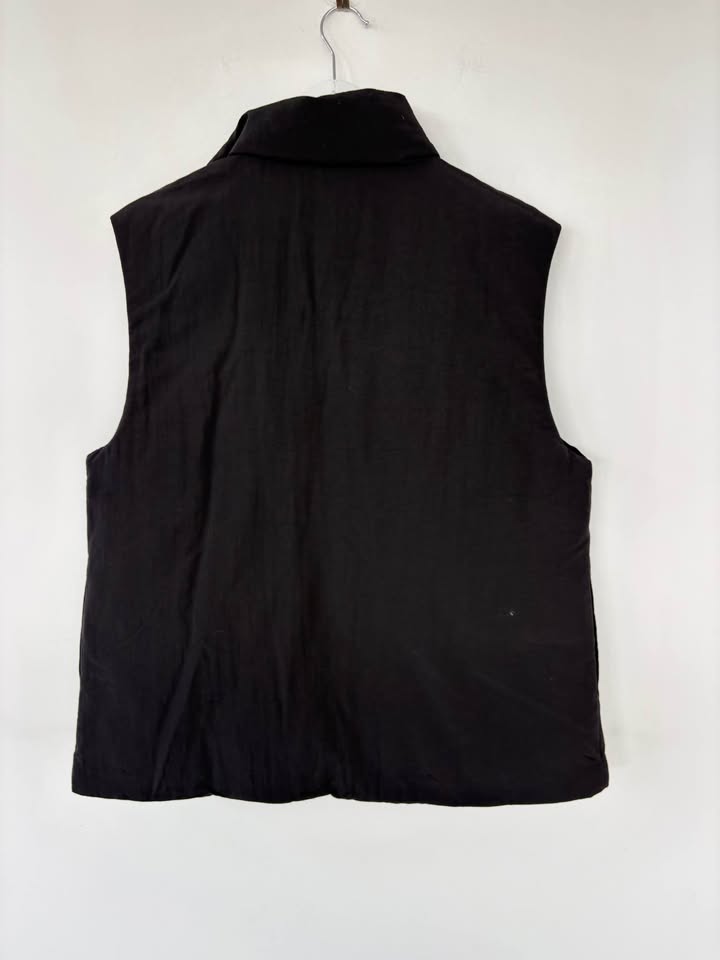 Ena Pelly Vest - size 8