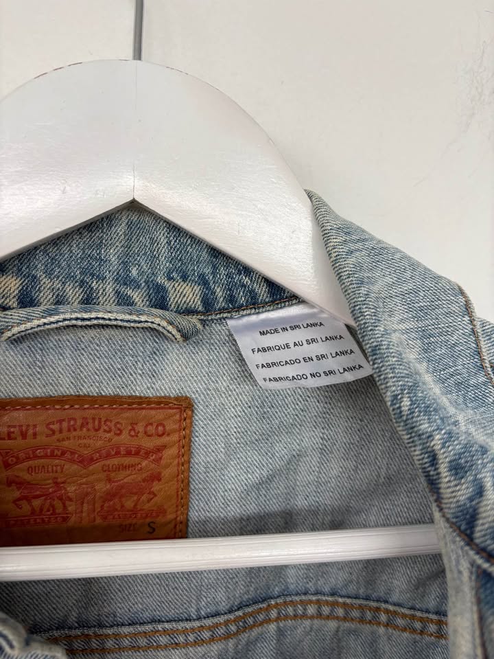 Levi Denim Jacket - size small