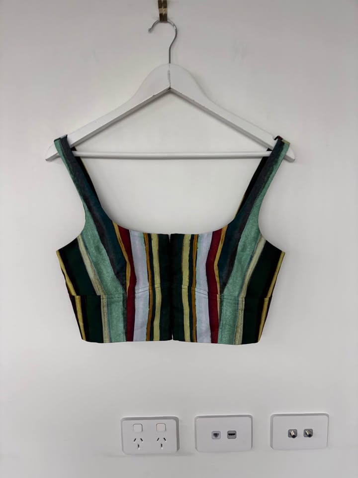 Venroy Top - size medium