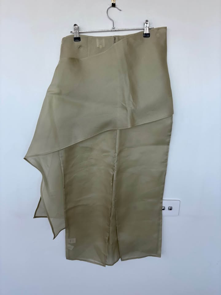 Helsa Silk Skirt - size small