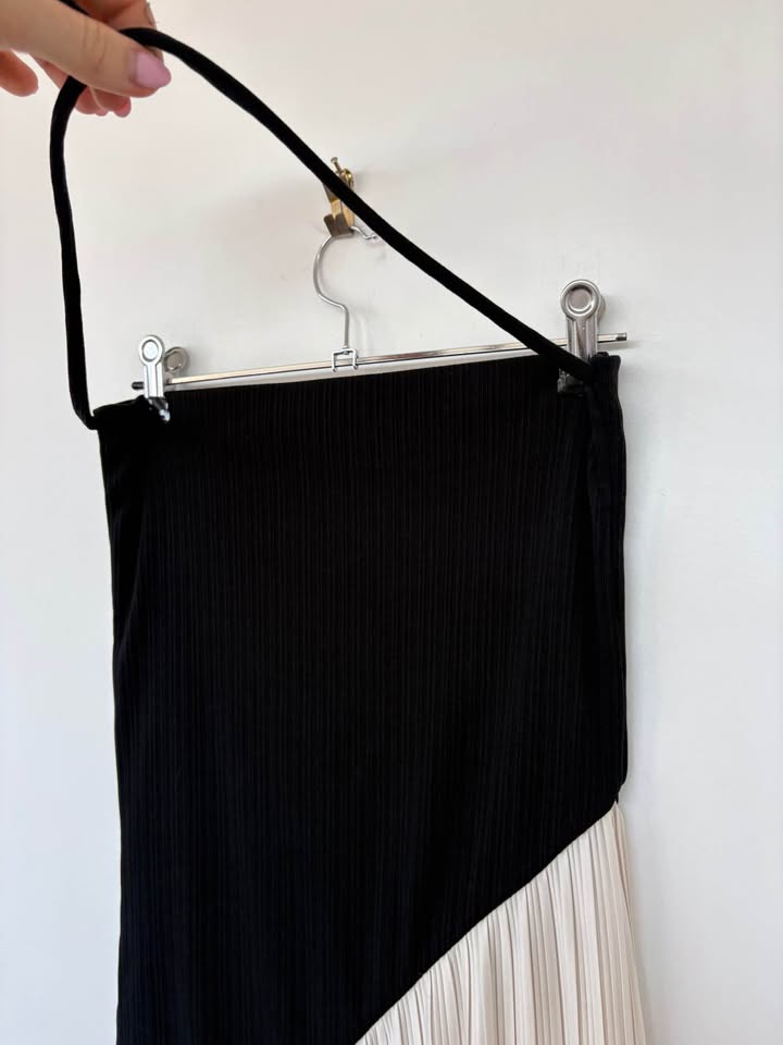 Aaizel Maxi Dress - size 10