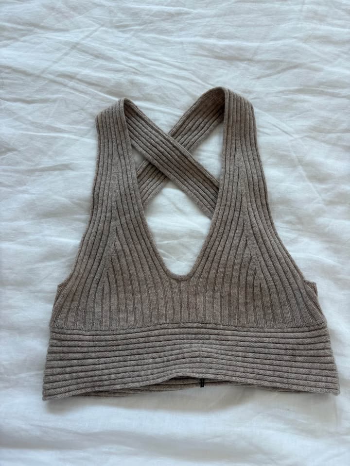 Henne Wool Cashmere Top - size 8
