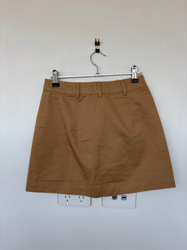 AERE Set - size 6 BNWT