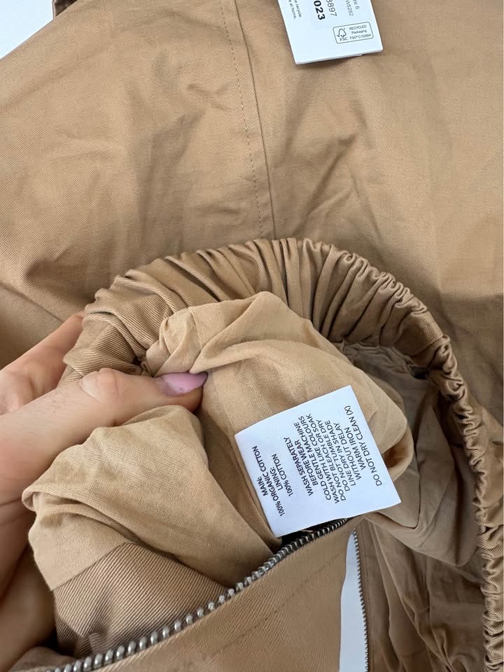 AERE Set - size 6 BNWT