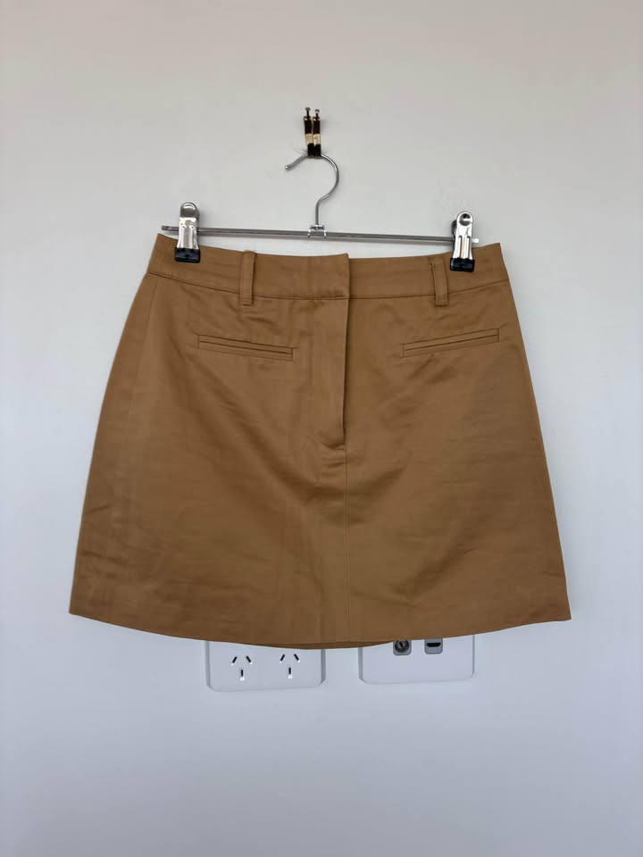 AERE Set - size 6 BNWT