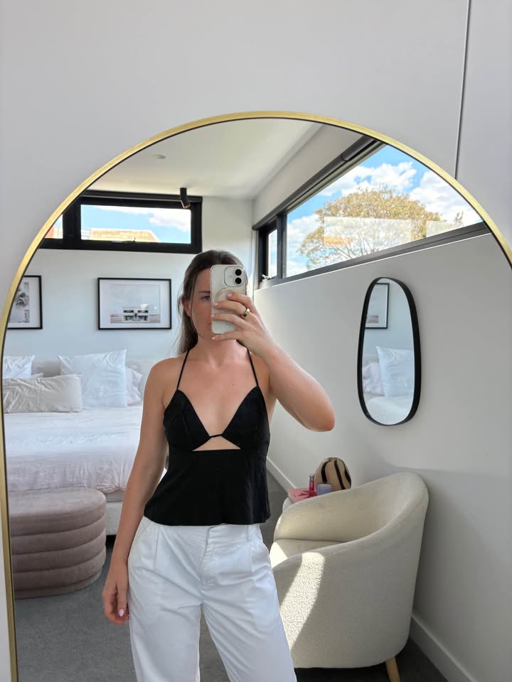 Dissh Top - size 8 BNWT