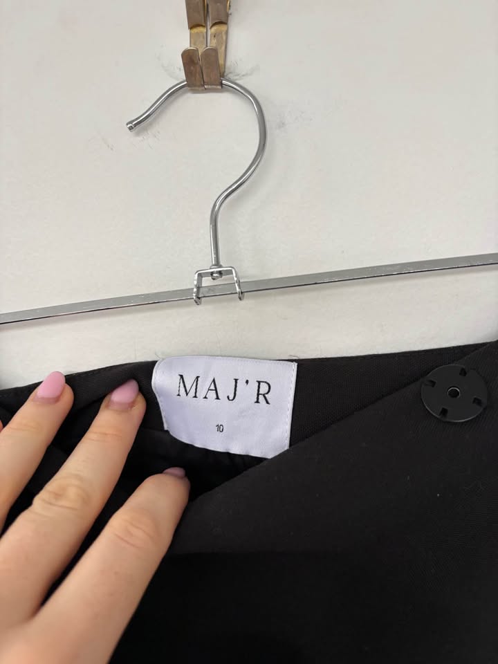 MAJ’R Skirt - size 10