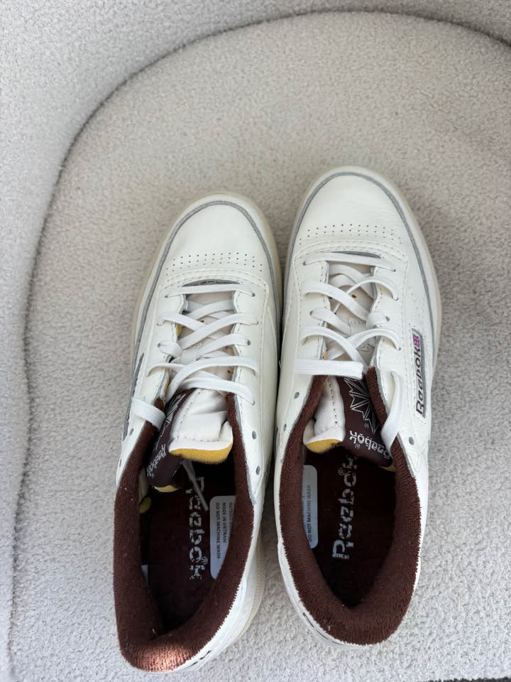 Reebok Runner - size 43