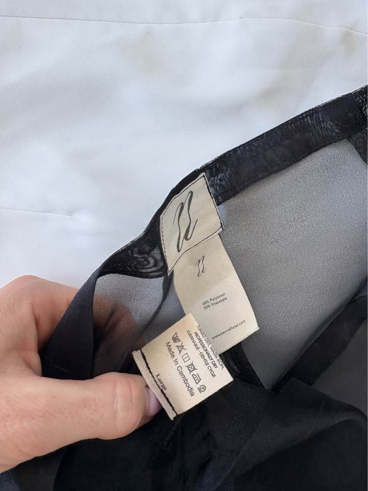 Oevre Official Skirt - size large
