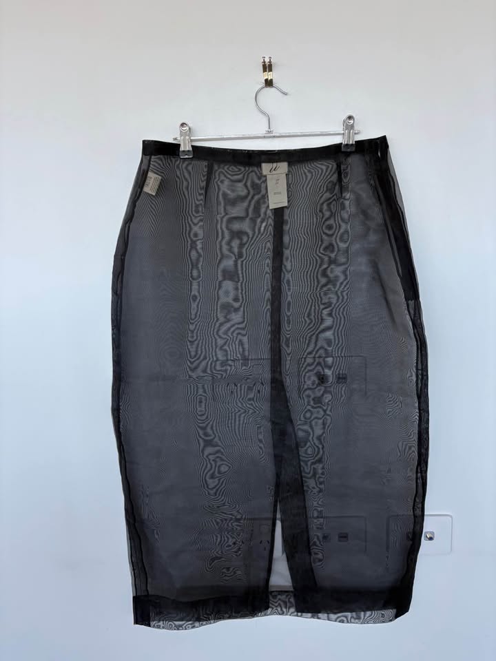 Oevre Official Skirt - size large