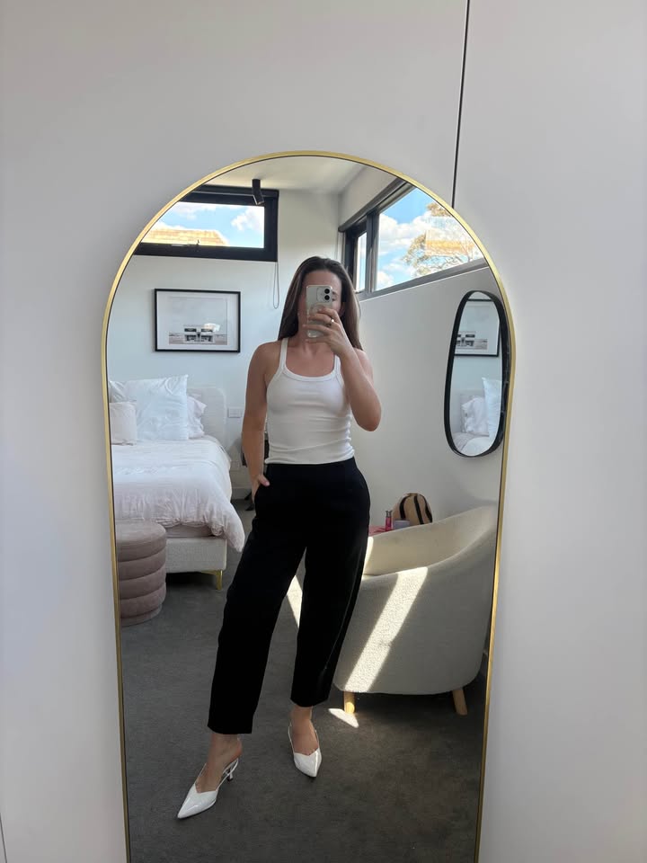 Cos Barrel Pant - size 34