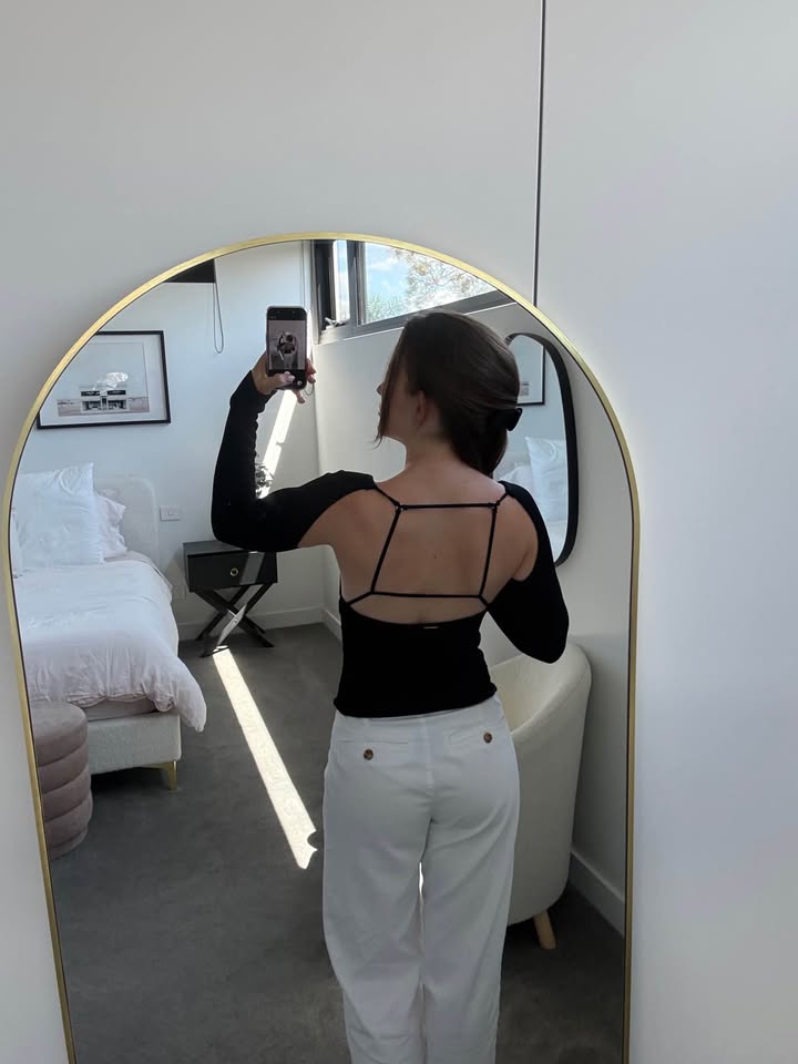 Cult Gaia Top - size small