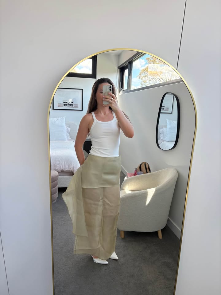 Helsa Silk Skirt - size small