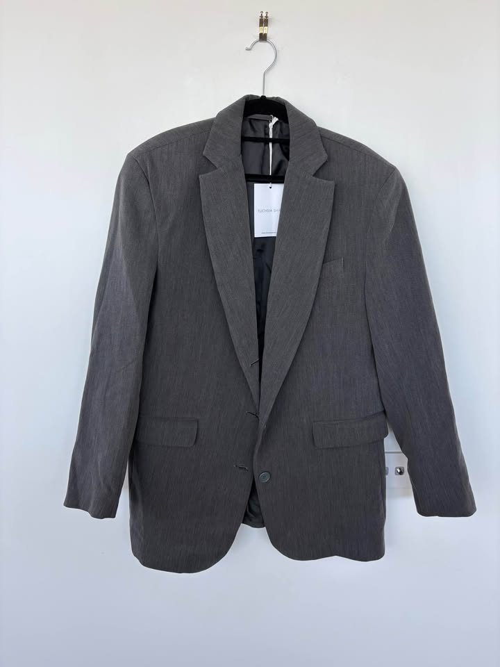 Fuchsia Shaw Blazer - size small BNWT
