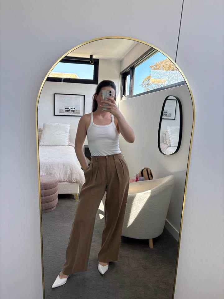 Rena Rowen Pants - size 4