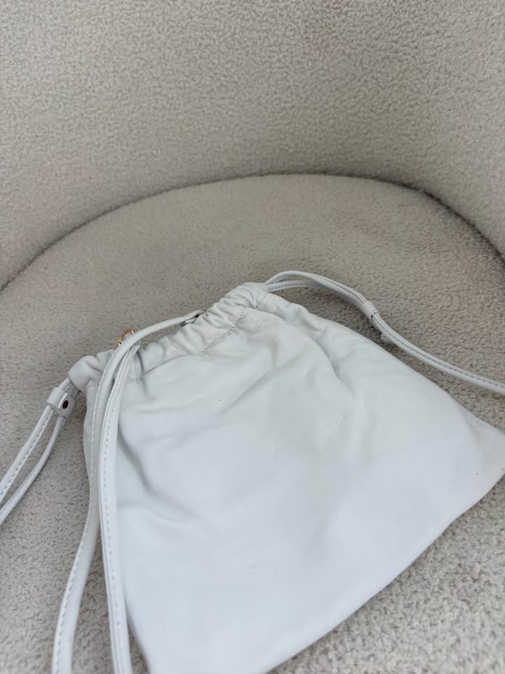 Viktoria and woods leather bag