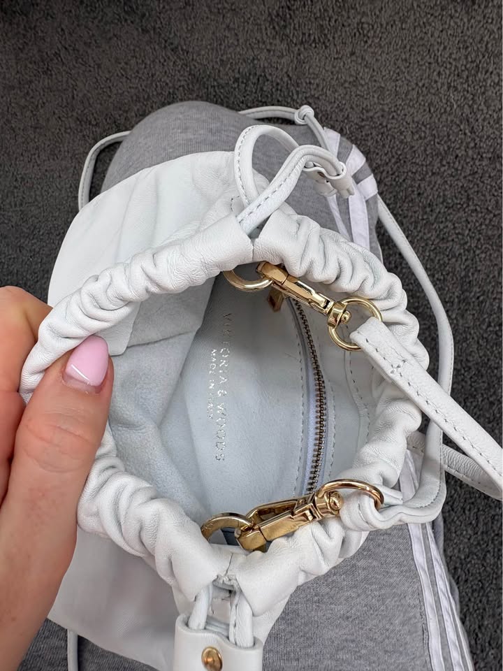 Viktoria and woods leather bag