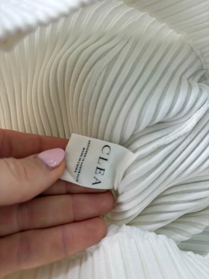 Clea Knit Pant - size small