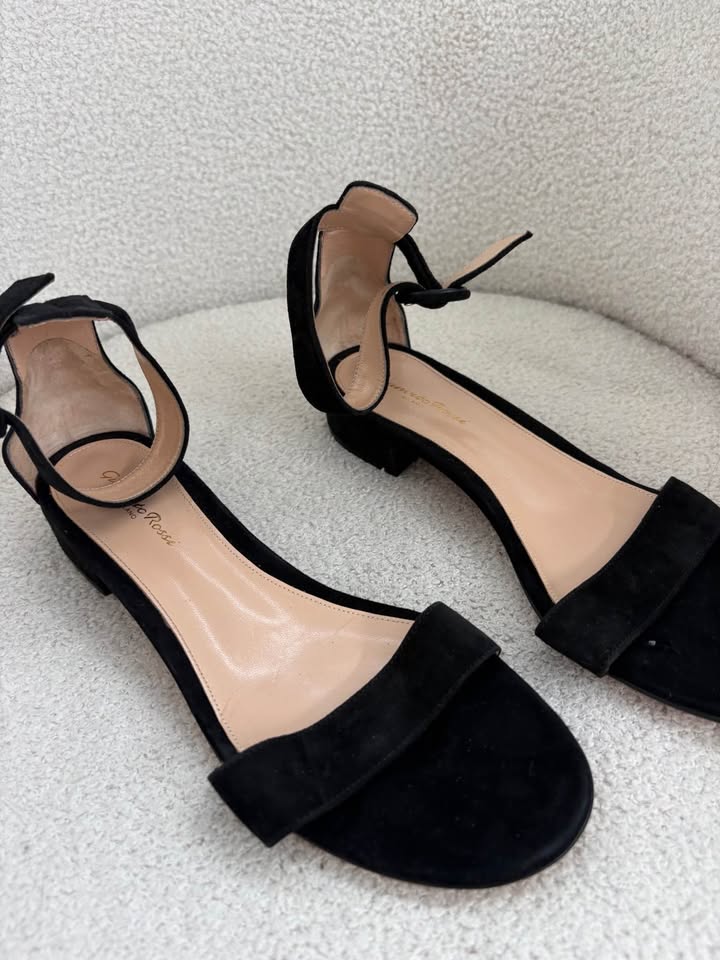 Gianvitto Rossi Flats - size 39