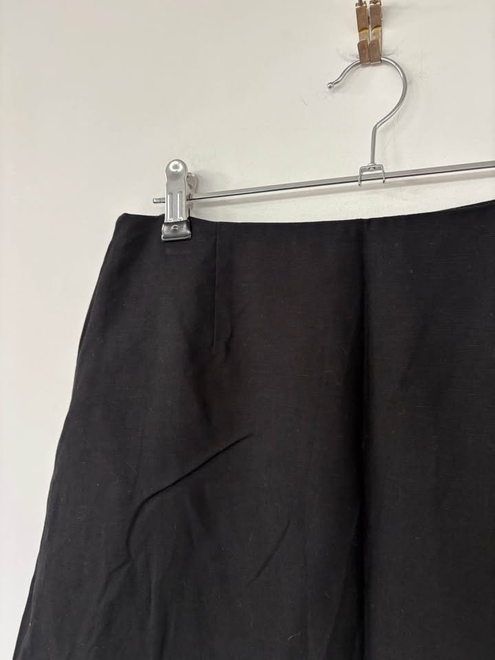 Cos skirt - size 36 (8)