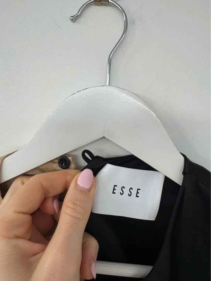 Esse Maxi Dress - size 10