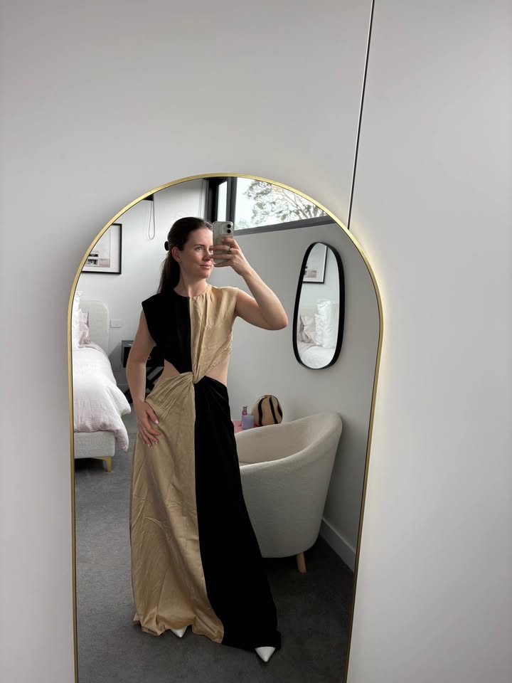 Esse Maxi Dress - size 10