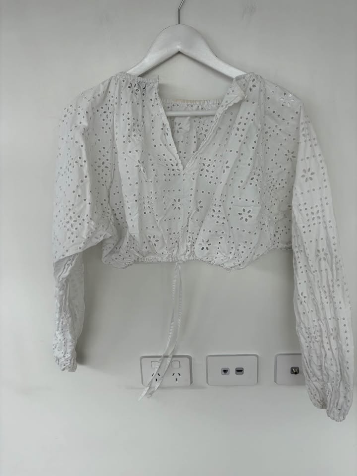 Matteau Top - size 8