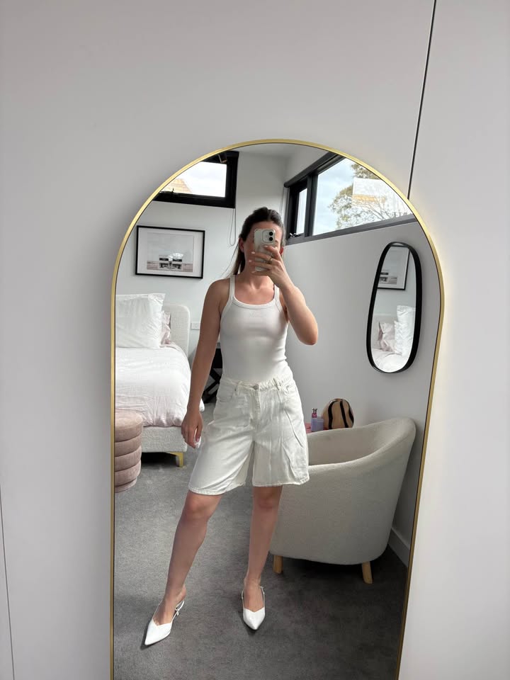 Marle Denim Shorts - size 27