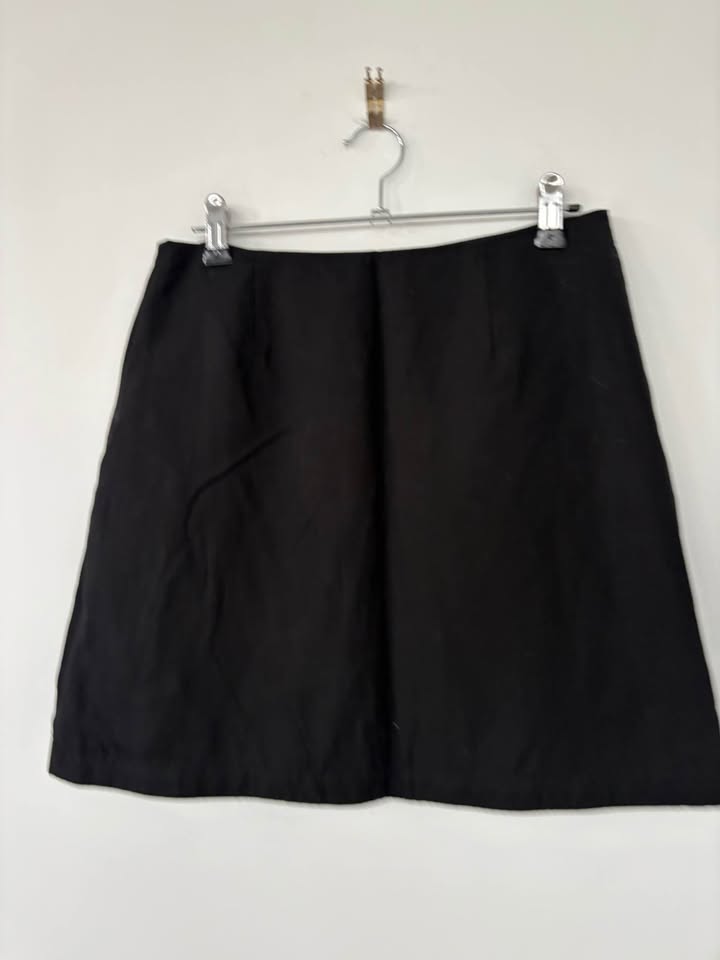 Cos skirt - size 36 (8)
