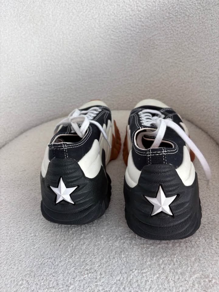 Converse Runner - size 38.5