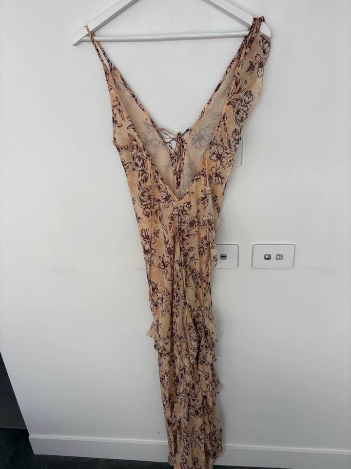 Bec + Bridge Maxi Dress - size 6