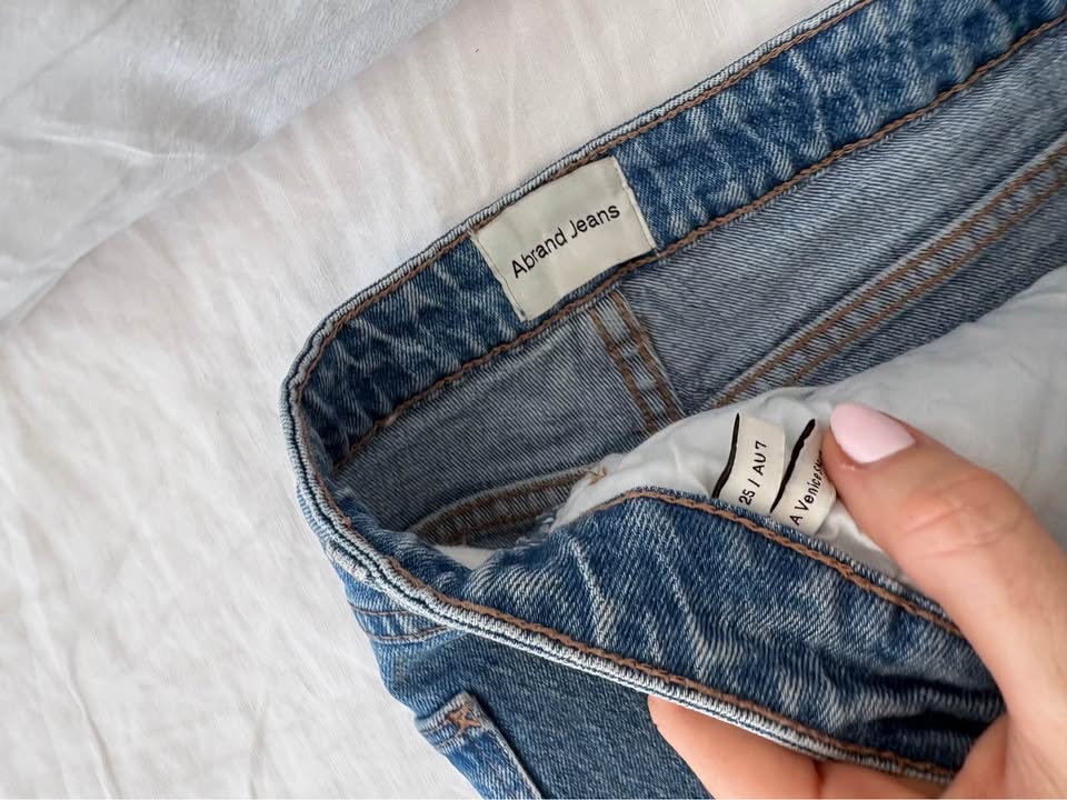 Abrand Shorts - size 7