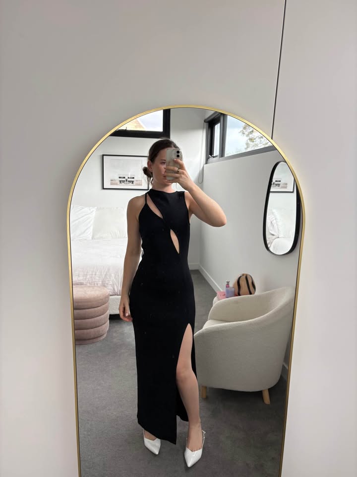 Misha Crepe Knit Maxi - size XS