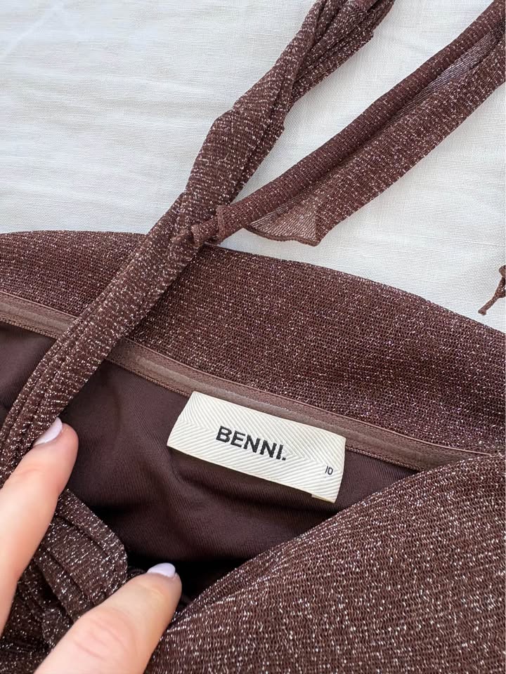 Benni Top - size 10