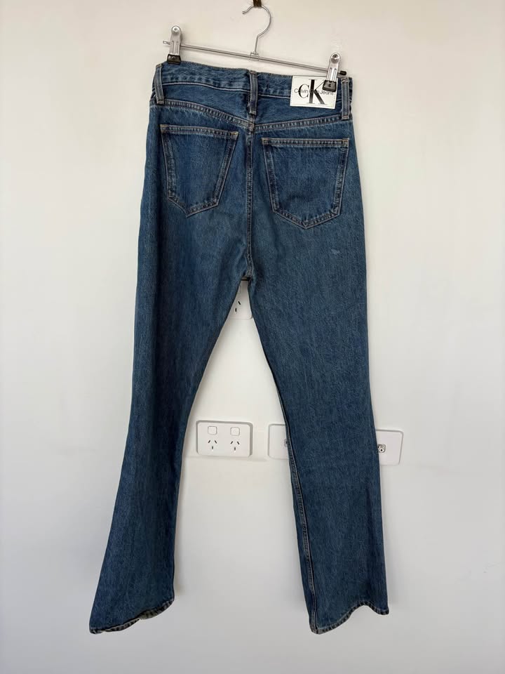 Calvin Klein Jeans - size 25