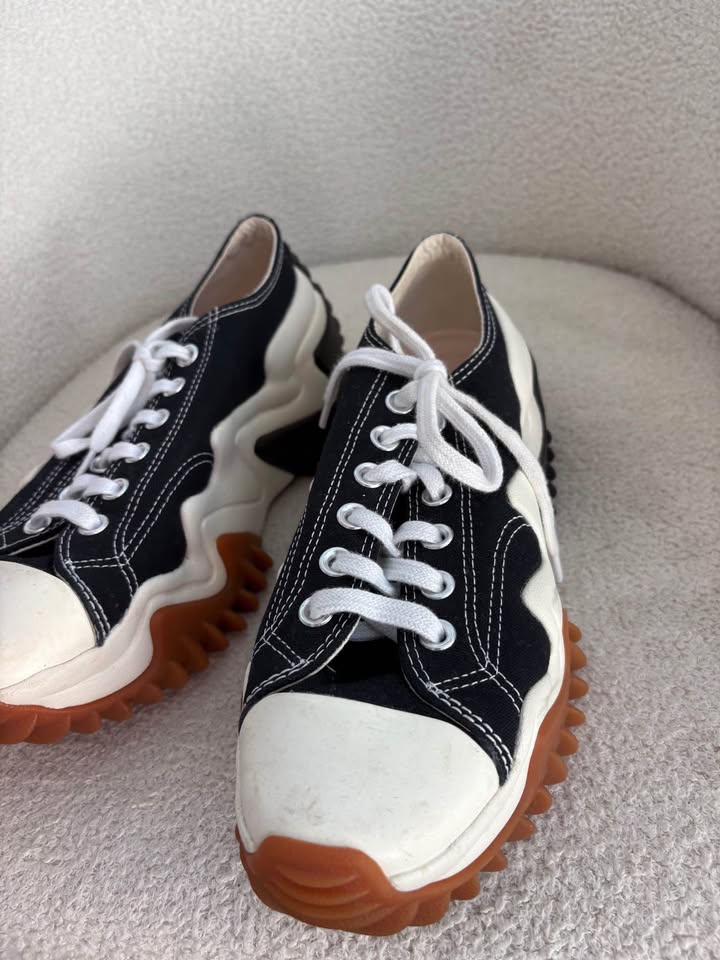 Converse Runner - size 38.5